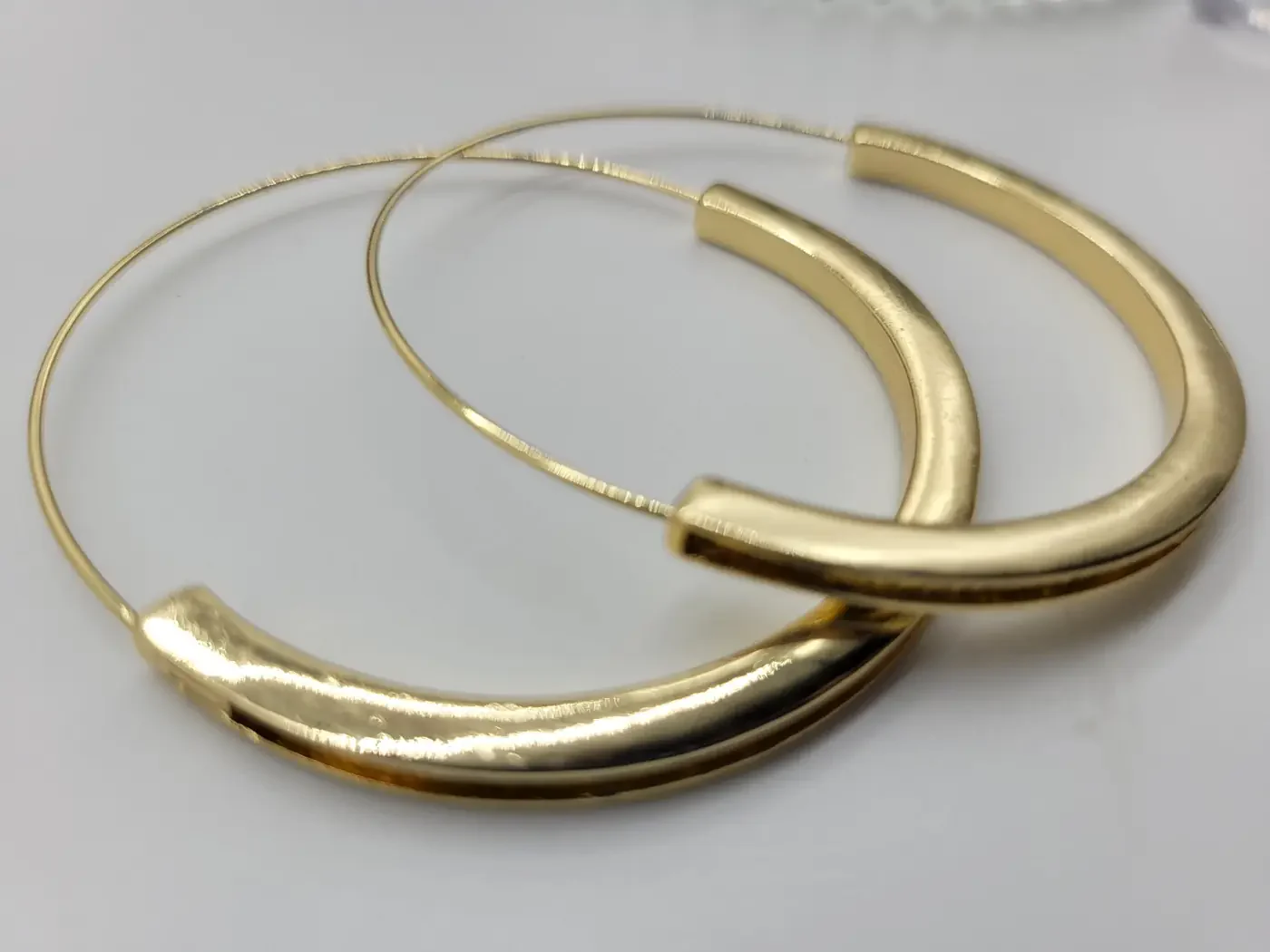 Effortless Elegance Hoop Earrings