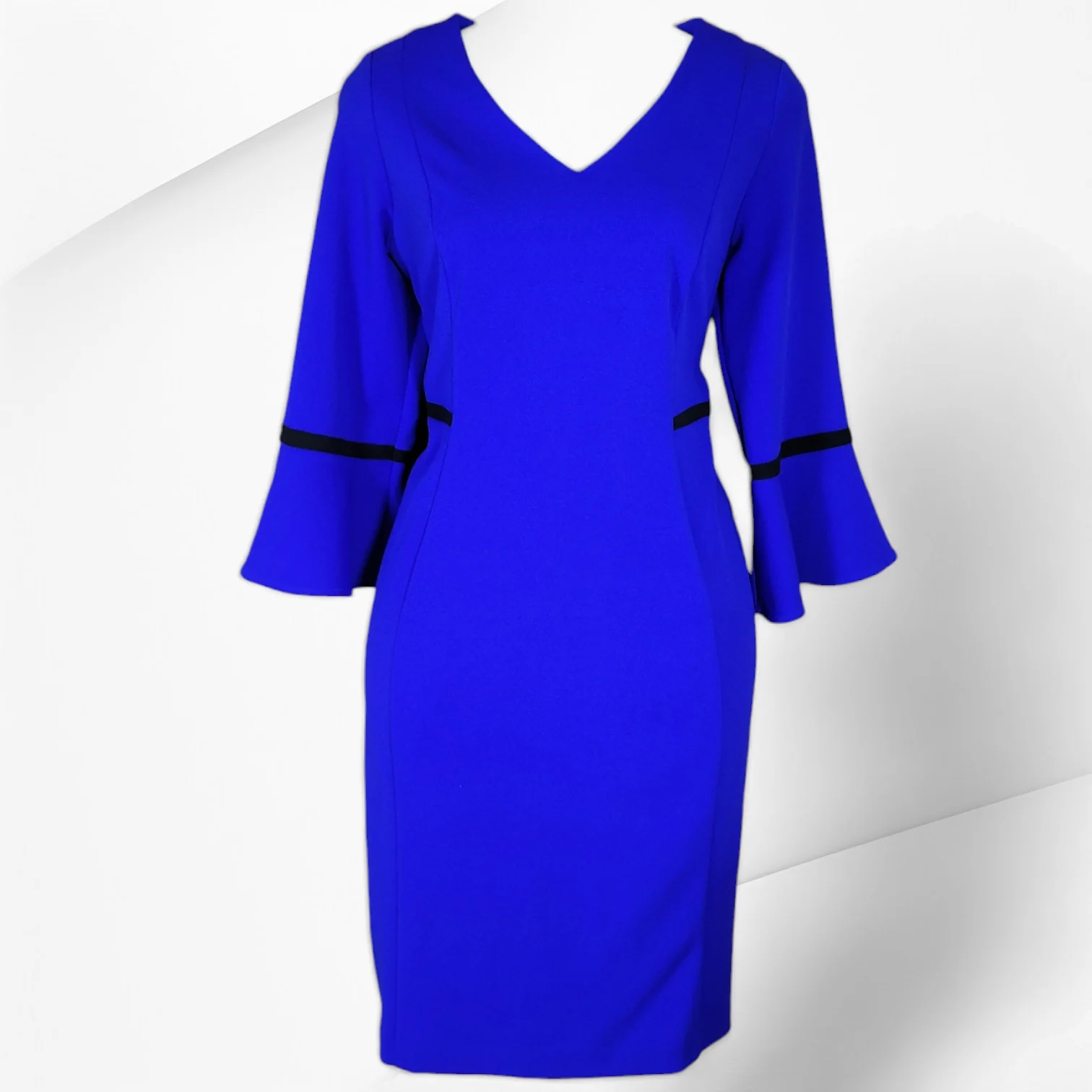 Regal Sapphire: Enchanting Bell Sleeve Midi Dress